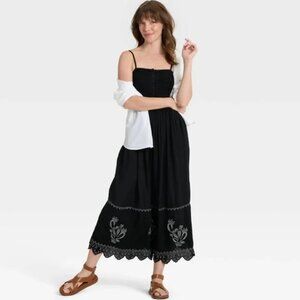 Universal Threads Black Maxi Dress Size XS